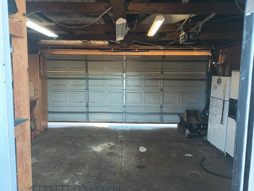 4319 South Lipscomb Street Amarillo, TX 79110 - Photo 36 of 41 Garage