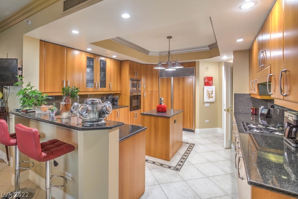 2877 Paradise Road, Unit 2102 Las Vegas, NV 89109 - Photo 11 of 34