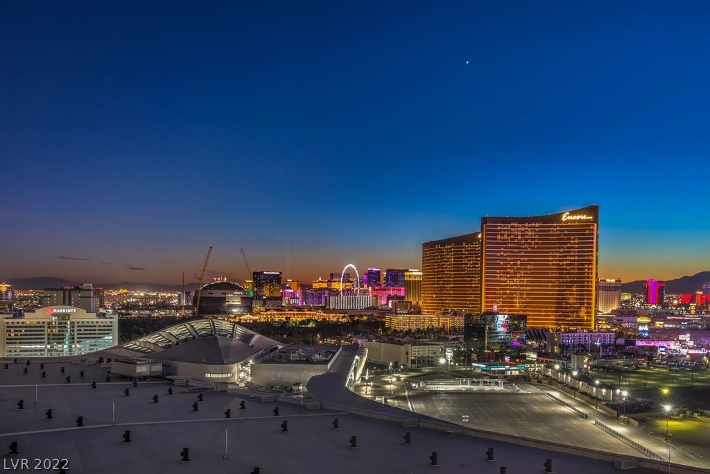 2877 Paradise Road, Unit 2102 Las Vegas, NV 89109 - Photo 18 of 34