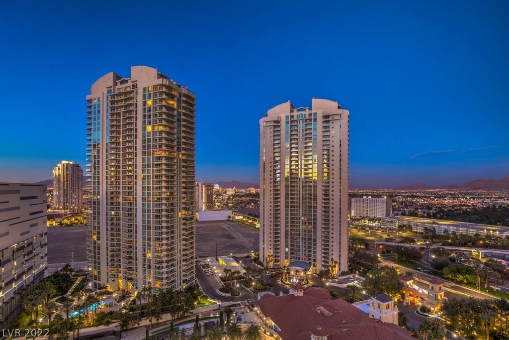 2877 Paradise Road, Unit 2102 Las Vegas, NV 89109 - Photo 2 of 34