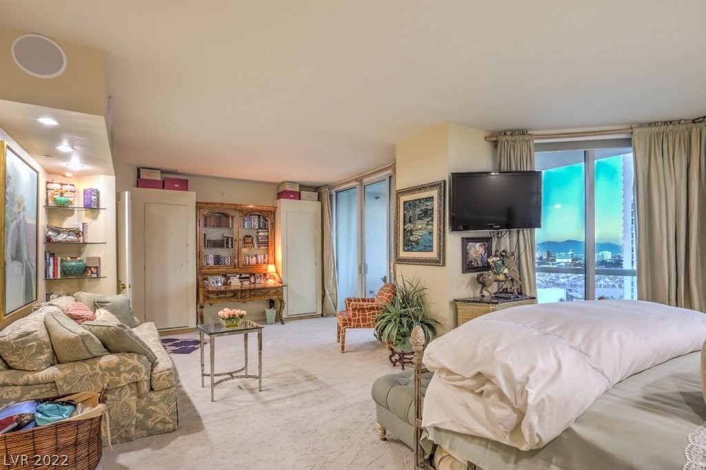 2877 Paradise Road, Unit 2102 Las Vegas, NV 89109 - Photo 27 of 34