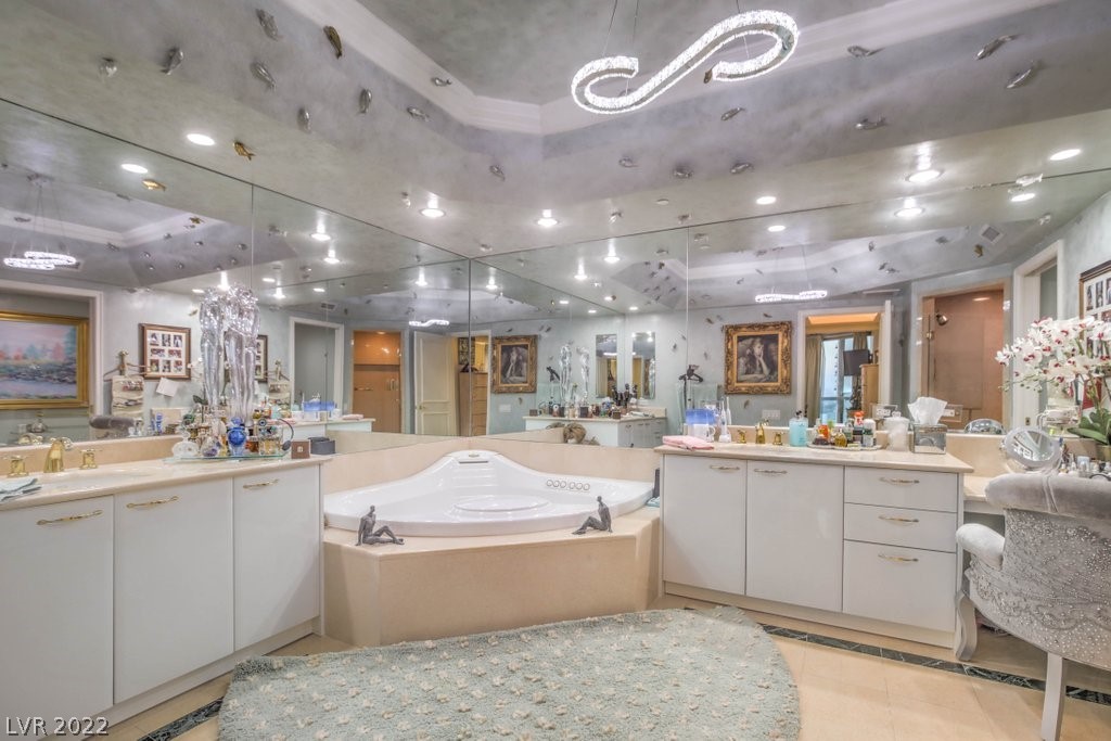 2877 Paradise Road, Unit 2102 Las Vegas, NV 89109 - Photo 28 of 34