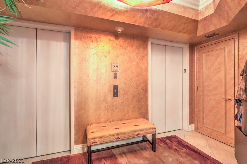 2877 Paradise Road, Unit 2102 Las Vegas, NV 89109 - Photo 3 of 34