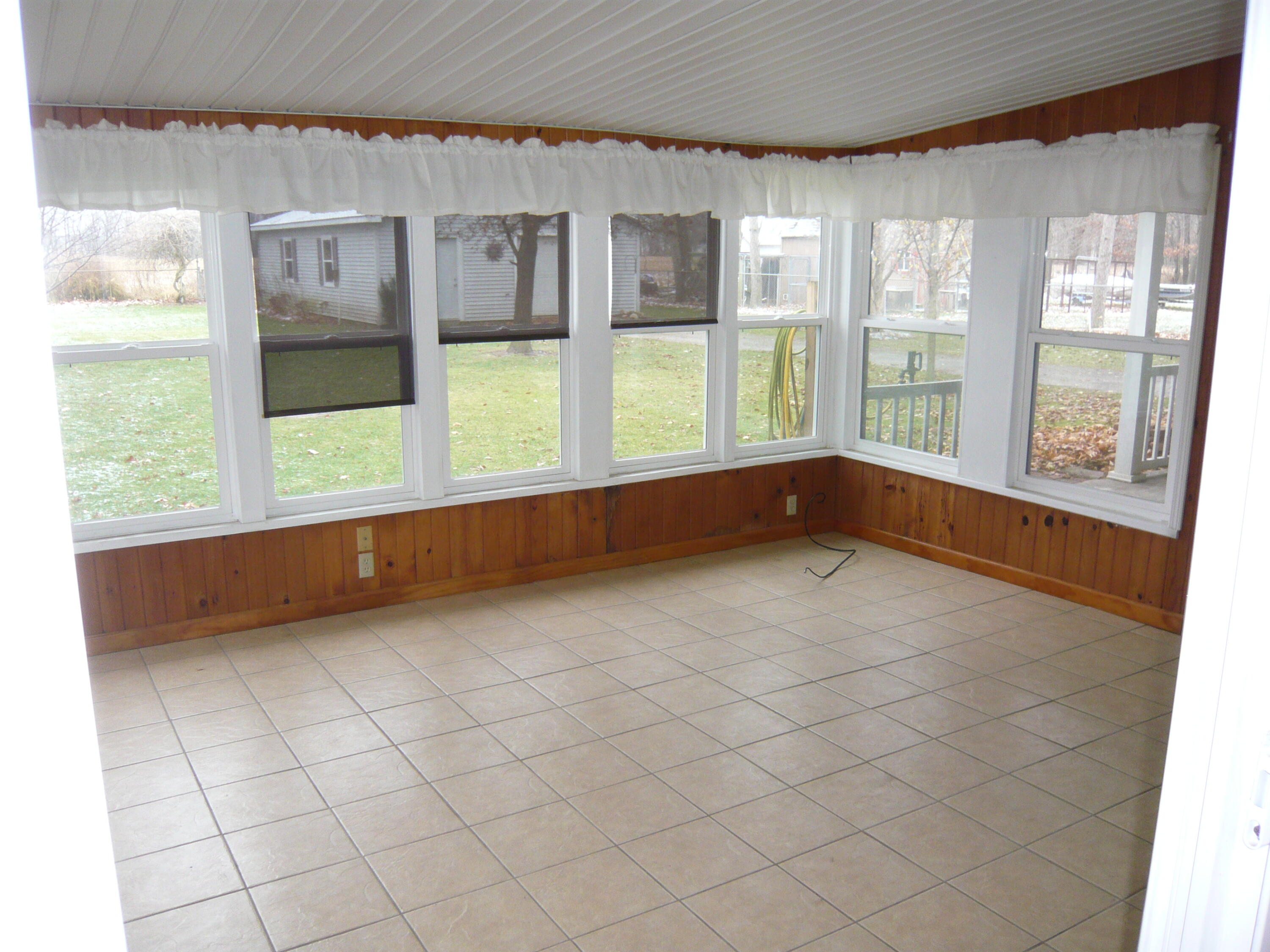 839 North Union City Road Coldwater, MI 49036 - Photo 24 of 29 P1050901