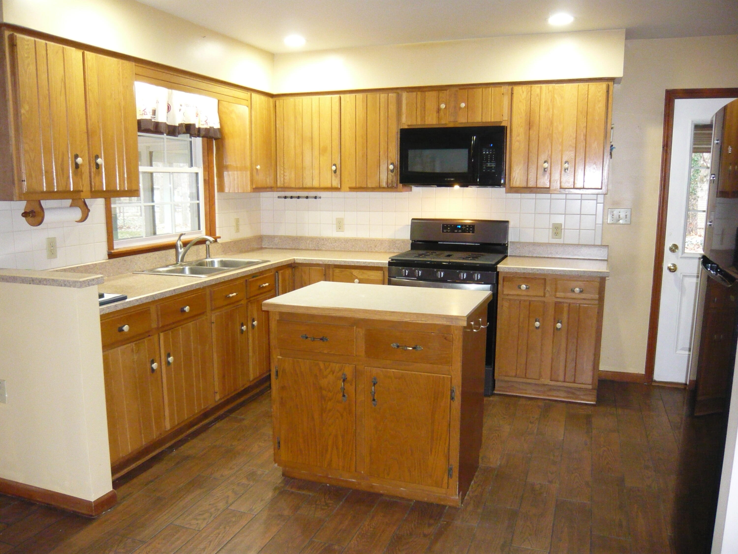 839 North Union City Road Coldwater, MI 49036 - Photo 6 of 29 P1050883