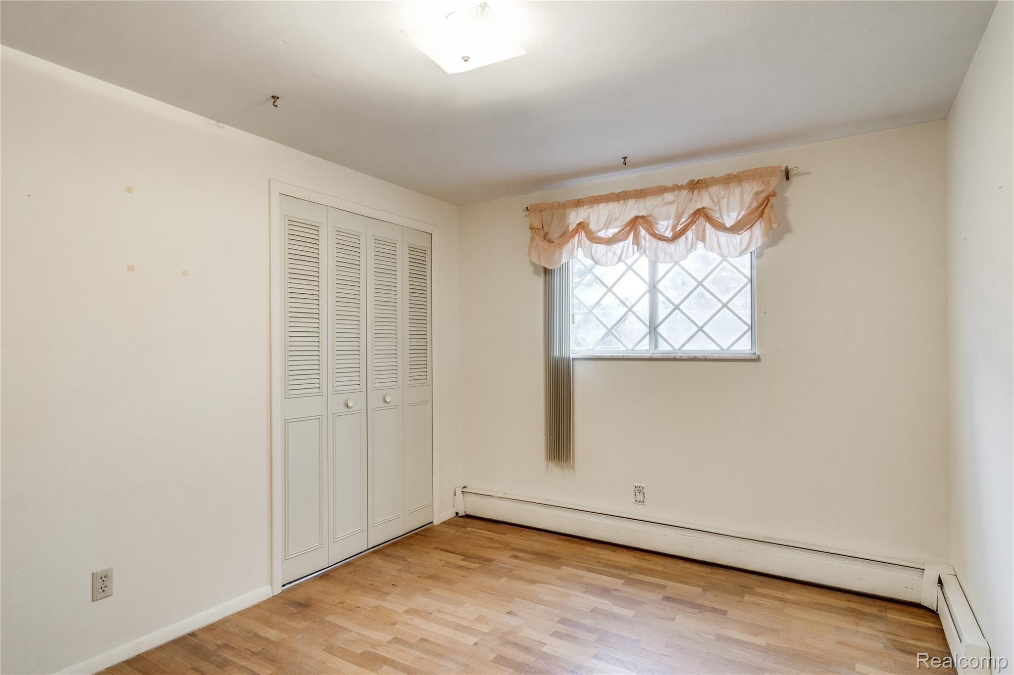 12395 Jennings Road Linden, MI 48451 - Photo 6 of 16 Interiors (13 of 29).jpg