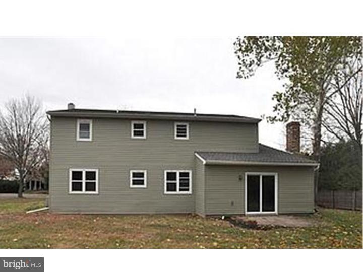 2025 Line Lexington Road Colmar, PA 19440 - Photo 18 of 25 Exterior Back