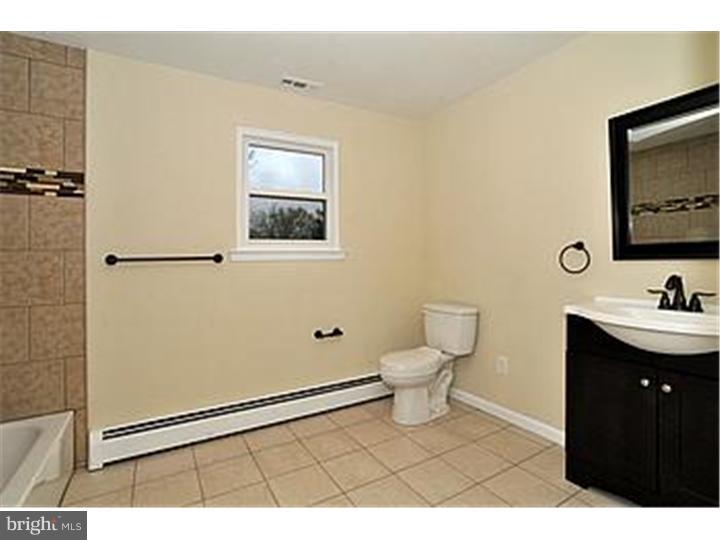2025 Line Lexington Road Colmar, PA 19440 - Photo 5 of 25 Bathroom