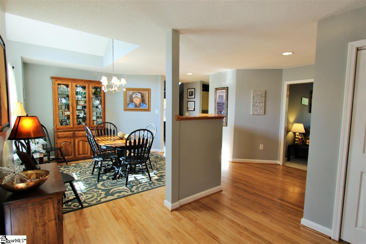 302 Sloping Meadow Drive Inman, SC 29349 - Photo 5 of 23 Gallery Image 5