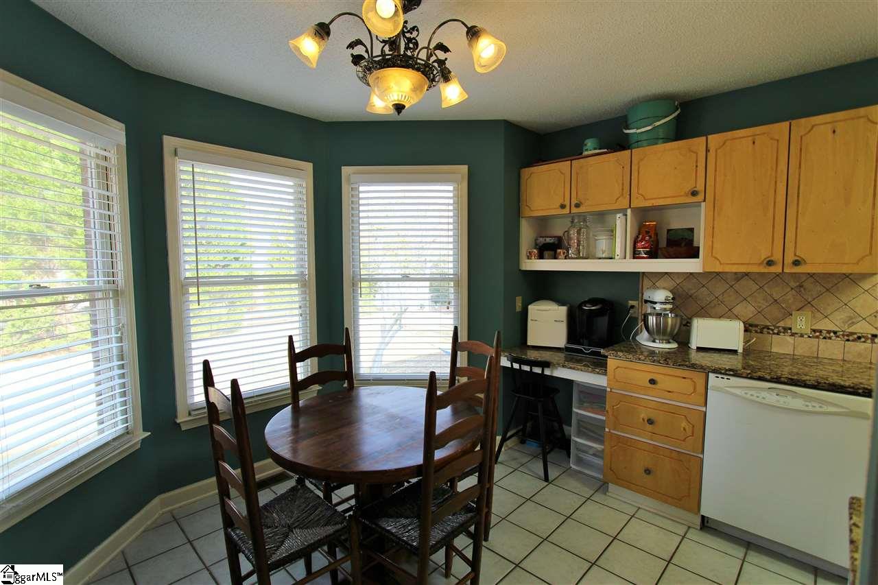 302 Sloping Meadow Drive Inman, SC 29349 - Photo 9 of 23 Gallery Image 9