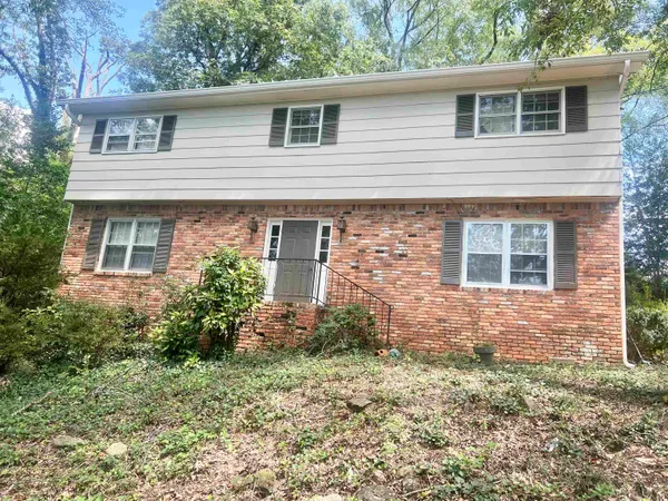 $1,000 | 300 Springdale Drive, LaGrange, GA 30240
