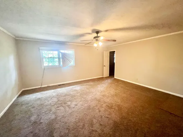 $1,000 | 300 Springdale Drive, LaGrange, GA 30240
