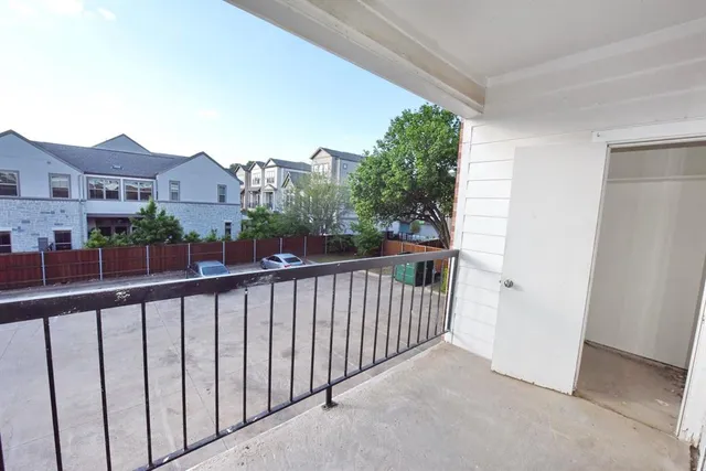 $1,195 | 3701 Cedarplaza Lane, Unit 205, Dallas, TX 75209