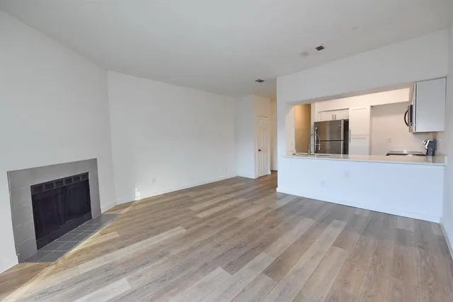 $1,195 | 3701 Cedarplaza Lane, Unit 205, Dallas, TX 75209