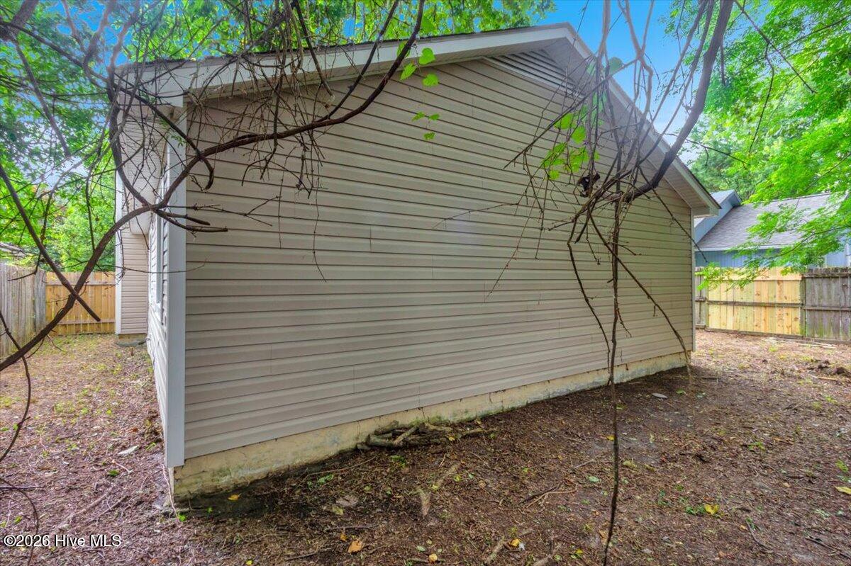 2039 Foxhorn Road Jacksonville, NC 28546 - Photo 30 of 33