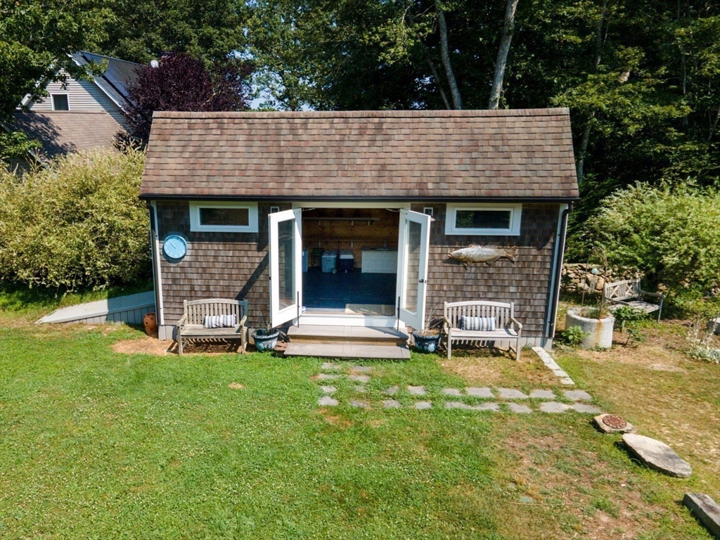 1734 Drift Road Westport, MA 02790 - Photo 13 of 42 Gallery Image 13