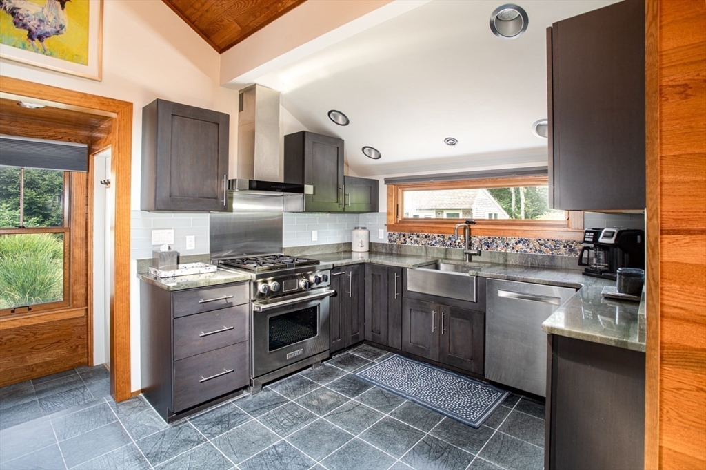 1734 Drift Road Westport, MA 02790 - Photo 19 of 42 Gallery Image 19