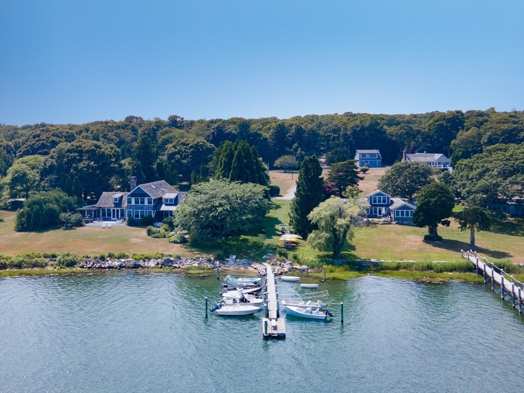 1734 Drift Road Westport, MA 02790 - Photo 3 of 42 Gallery Image 3