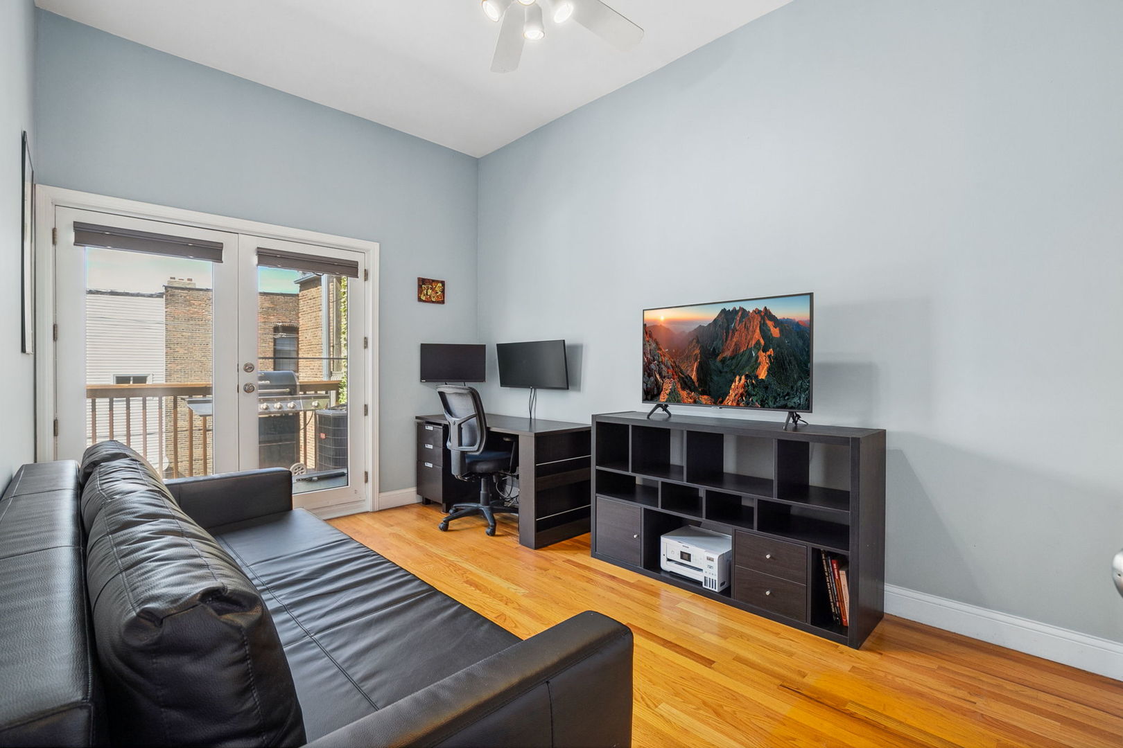 1206 West Addison Street, Unit 3 Chicago, IL 60613 - Photo 14 of 19 Gallery Image 14