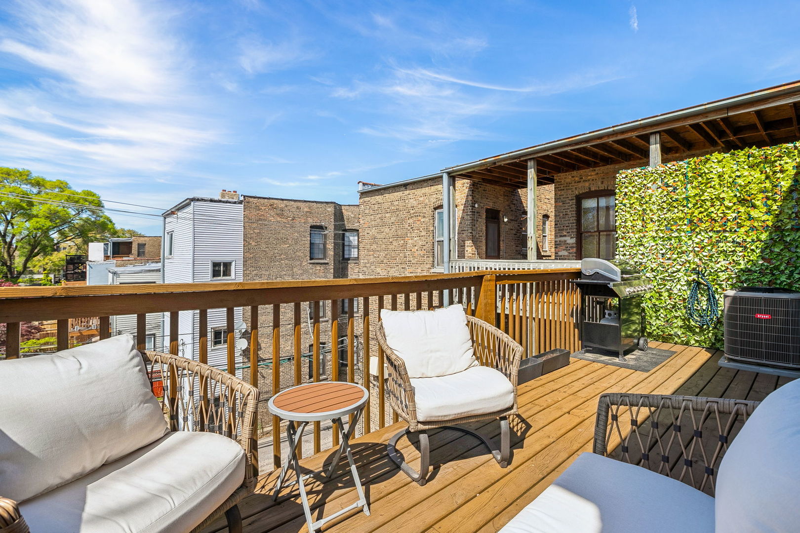 1206 West Addison Street, Unit 3 Chicago, IL 60613 - Photo 17 of 19 Gallery Image 17