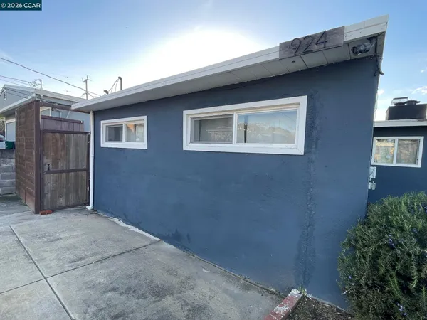 a view of backyard of house