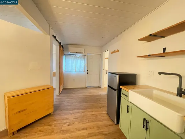 $2,300 | 924 East Meadow Avenue, Unit ADU, Pinole, CA 94564