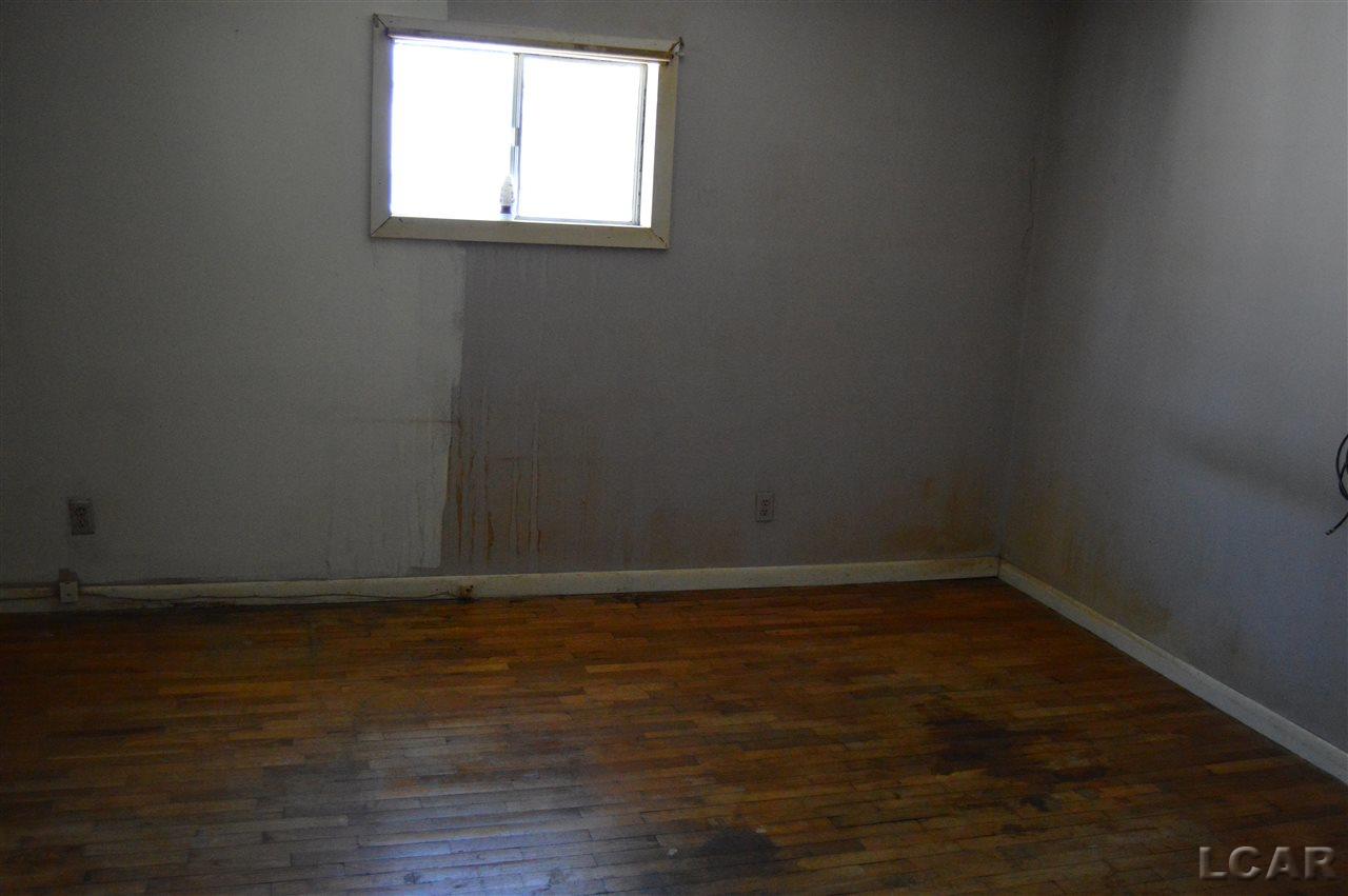 1045 State Street Adrian, MI 49221 - Photo 10 of 11 Bedroom