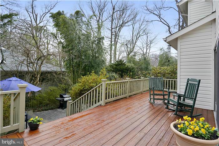 6429 Wiscasset Road Bethesda, MD 20816 - Photo 3 of 29 Exterior (Front)