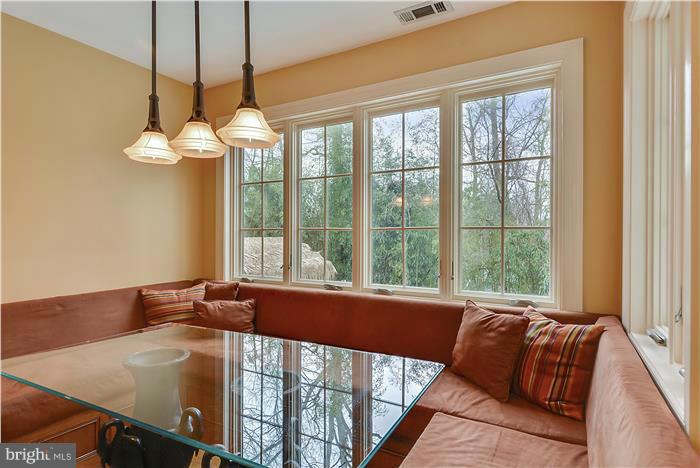 6429 Wiscasset Road Bethesda, MD 20816 - Photo 10 of 29 Kitchen