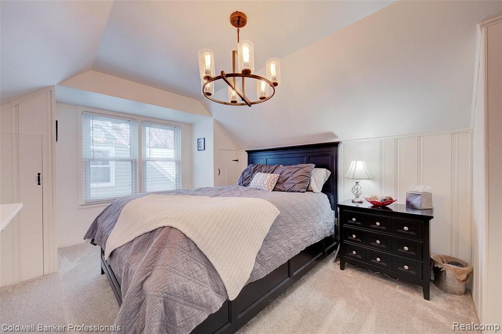 3919 Durham Road Royal Oak, MI 48073 - Photo 30 of 40