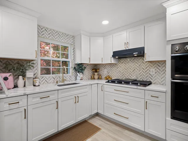 $825,000 | 217 Park Street, North Reading, MA 01864