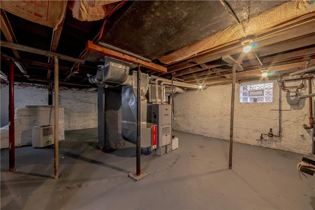 $199,900 | 35 Madison Street, Geneva City, NY 14456