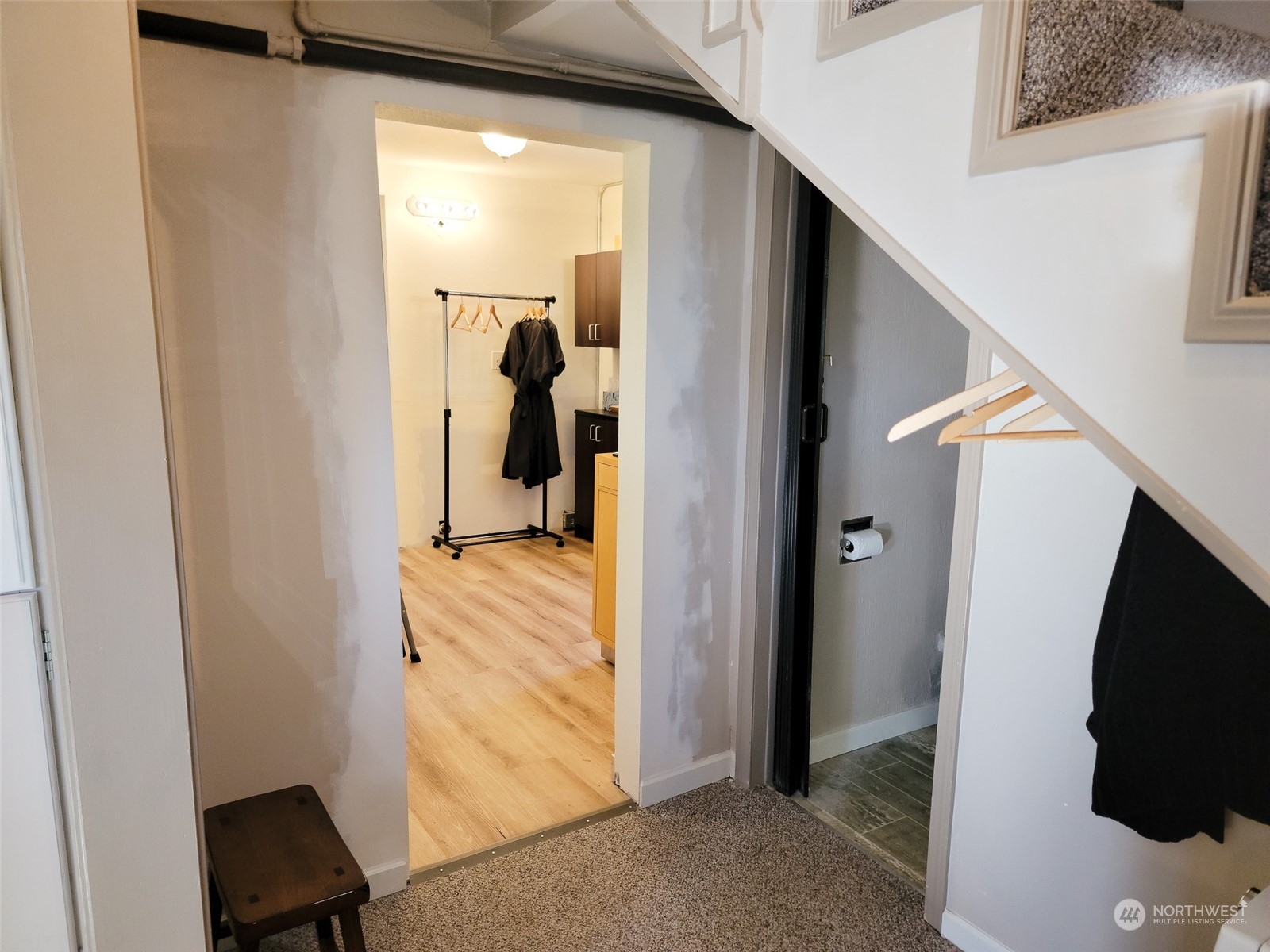 3700 Wallingford Avenue North Seattle, WA 98103 - Photo 22 of 31