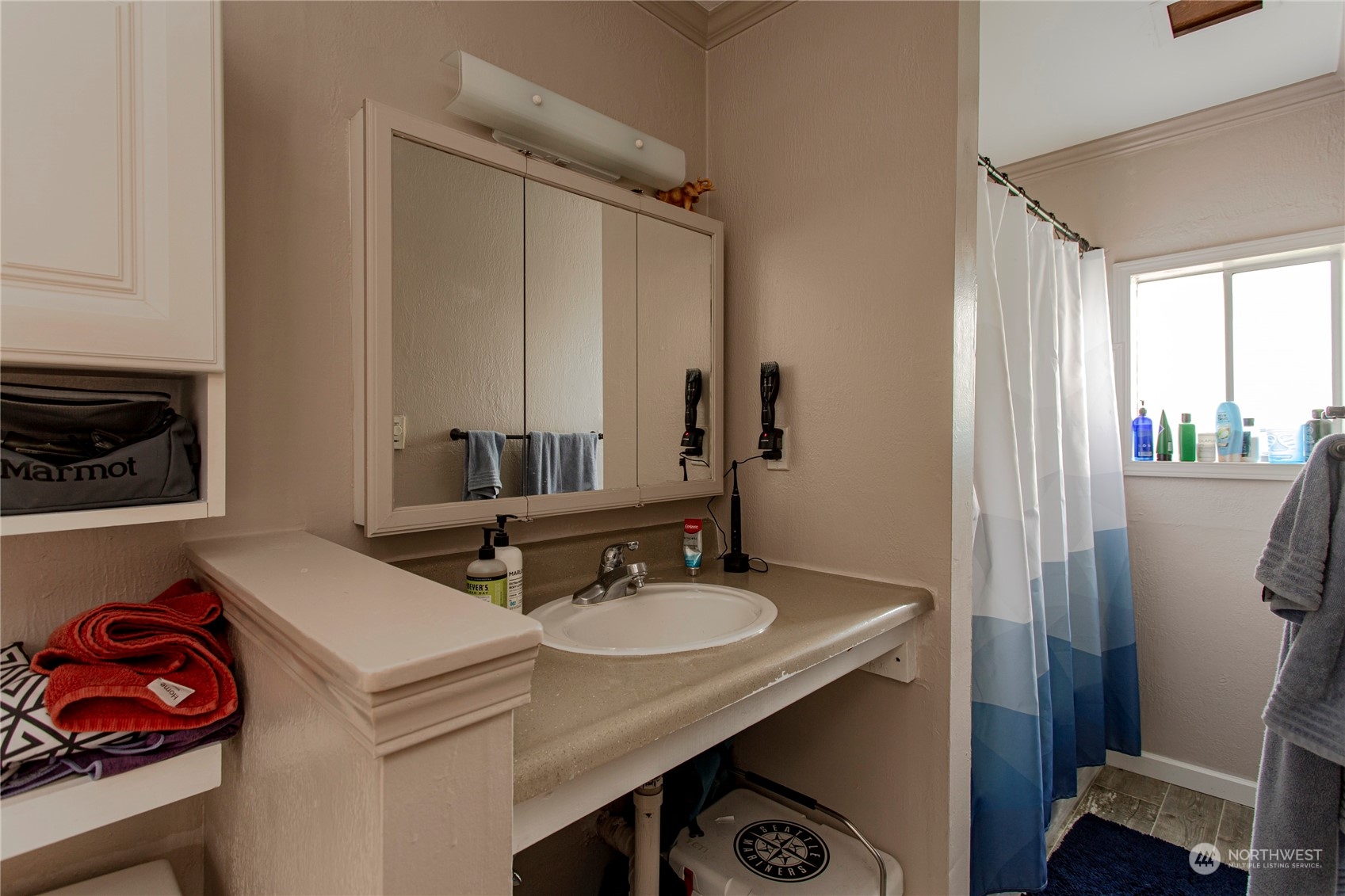 3700 Wallingford Avenue North Seattle, WA 98103 - Photo 23 of 31