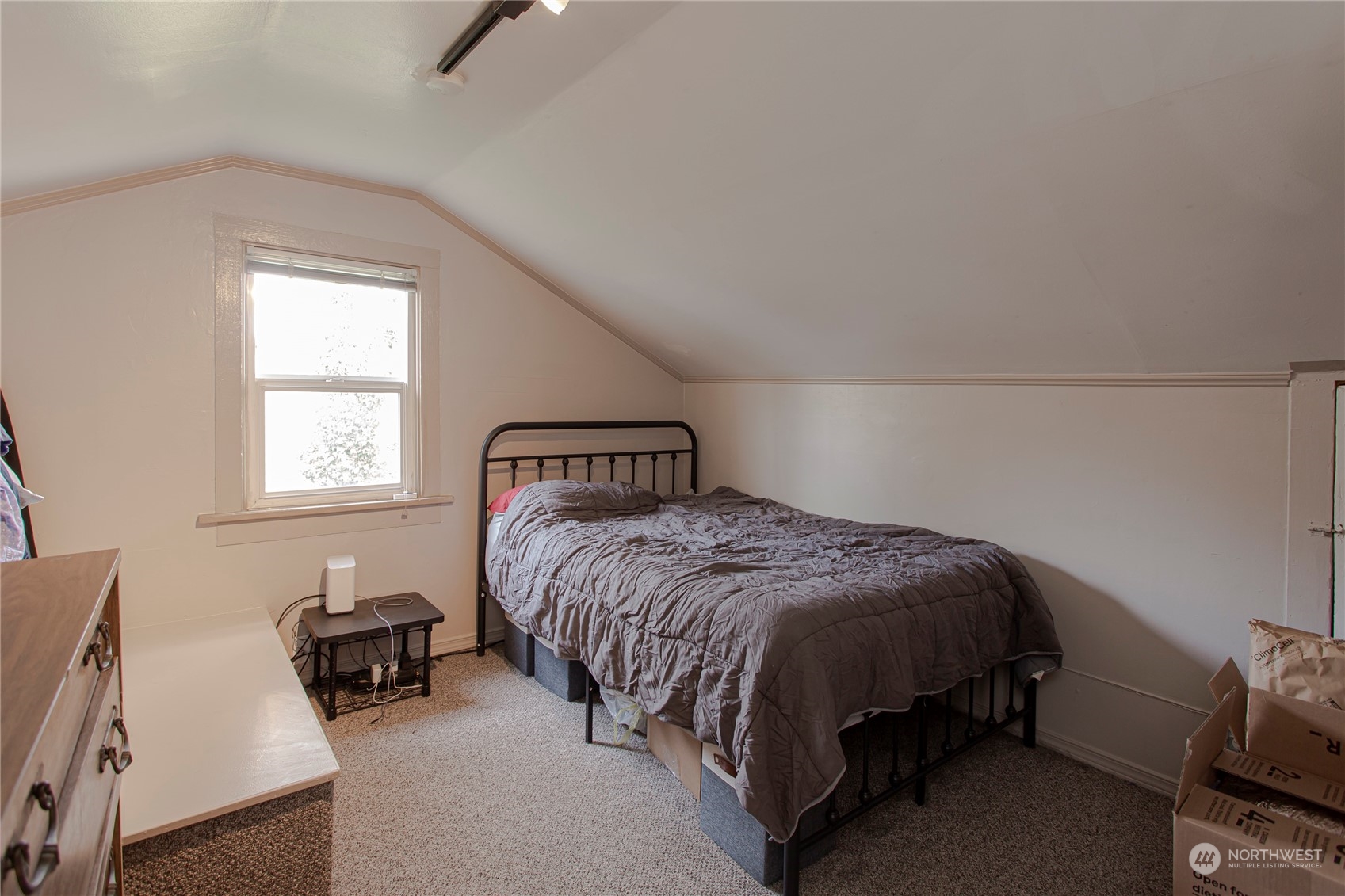 3700 Wallingford Avenue North Seattle, WA 98103 - Photo 27 of 31