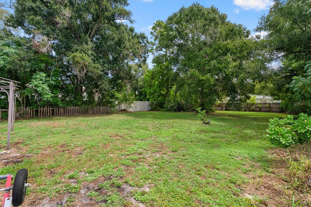 4225 Swift Road Sarasota, FL 34231 - Photo 24 of 26 Gallery Image 24