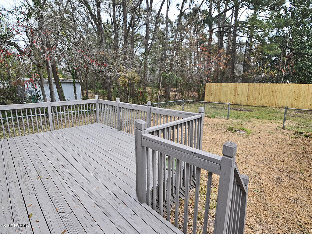 5809 Myrtle Grove Road Wilmington, NC 28409 - Photo 23 of 27 Deck