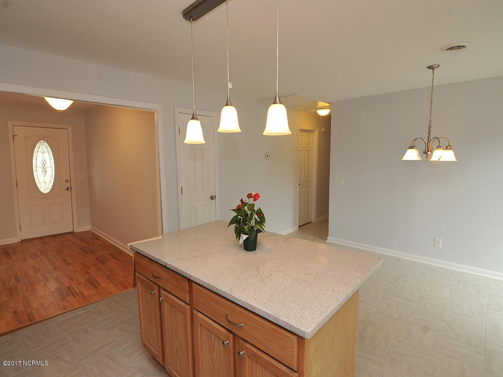 5809 Myrtle Grove Road Wilmington, NC 28409 - Photo 7 of 27 Kiitchen and Dining