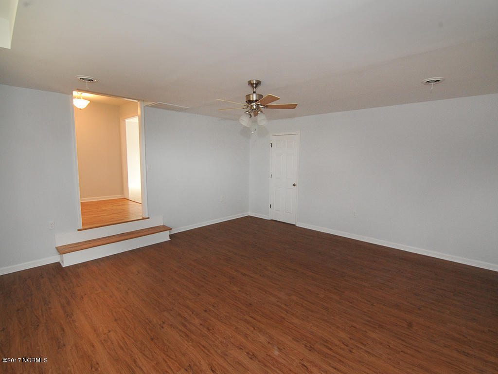 5809 Myrtle Grove Road Wilmington, NC 28409 - Photo 10 of 27 Living 2