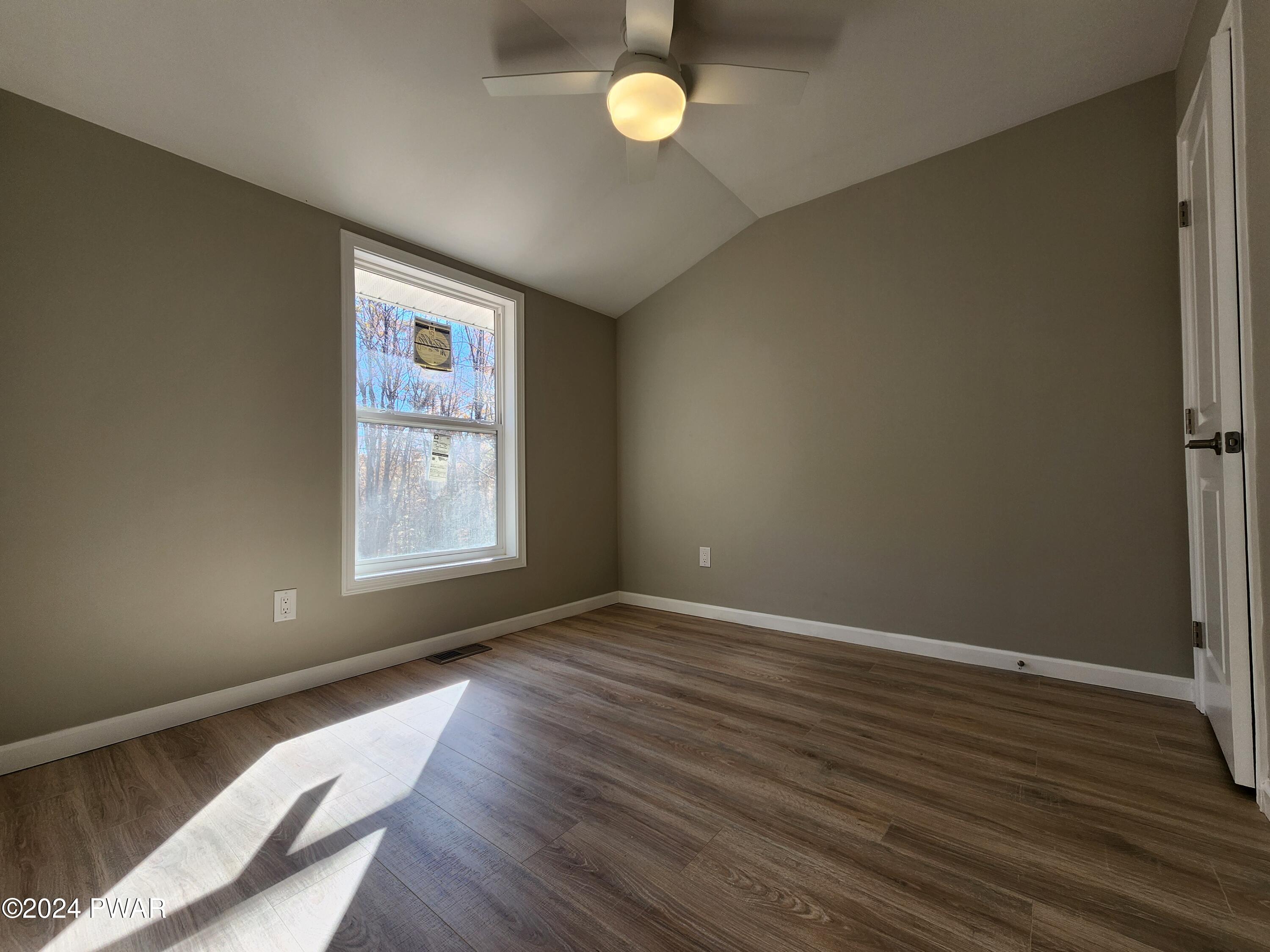 213 Butternut Street Dingmans Ferry, PA 18328 - Photo 10 of 13