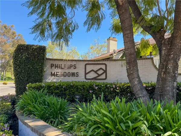 $425,000 | 32 Town And Country Road, Phillips Ranch, CA 91766