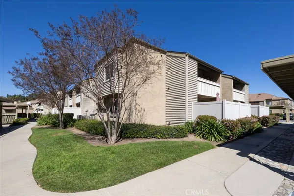 $425,000 | 32 Town And Country Road, Phillips Ranch, CA 91766