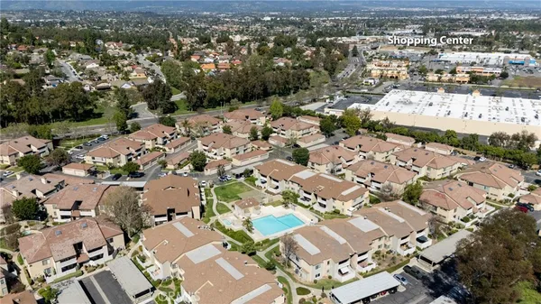 $425,000 | 32 Town And Country Road, Phillips Ranch, CA 91766