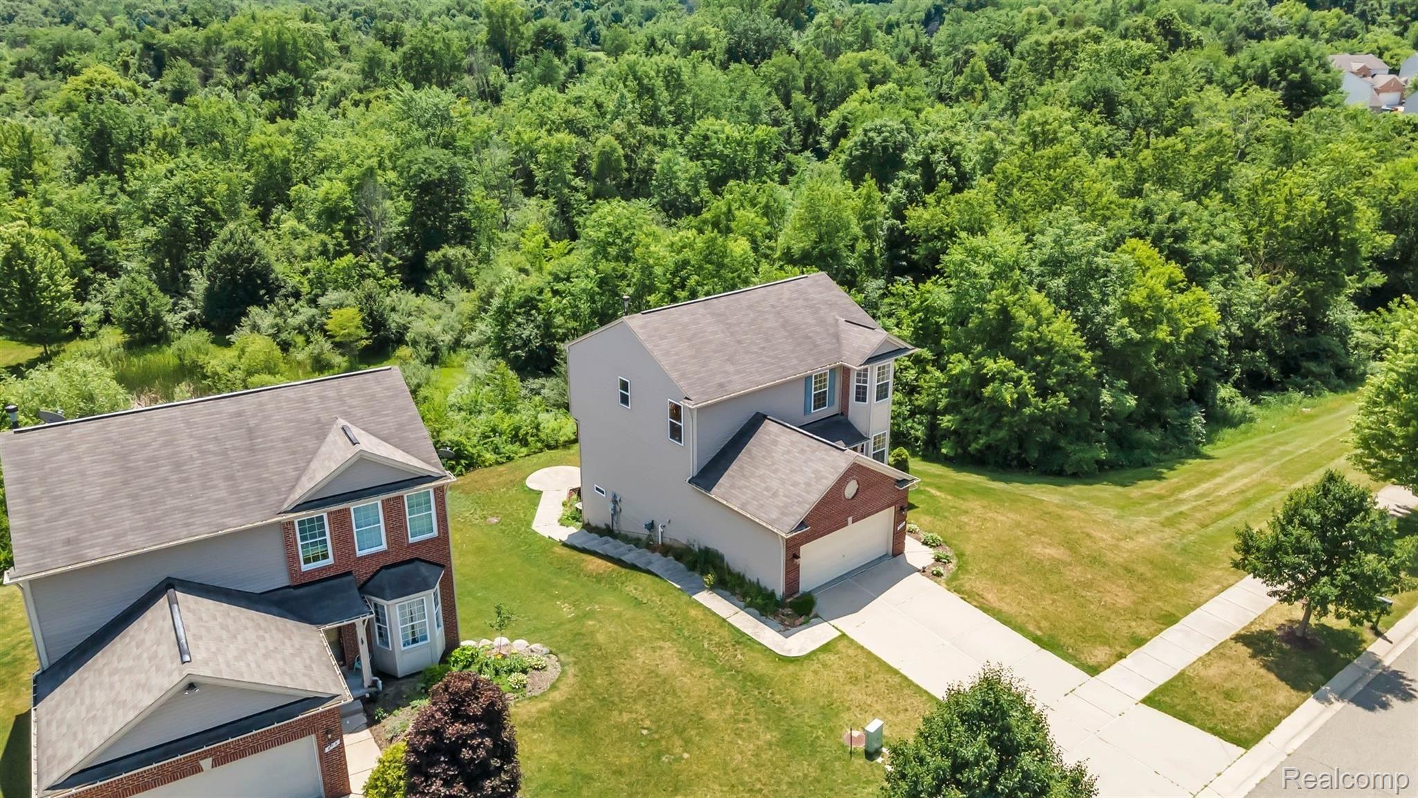 879 Deer Valley Road Holly, MI 48442 - Photo 52 of 63 53-879 Deer Valley Rd-WindowStill-R.jpg