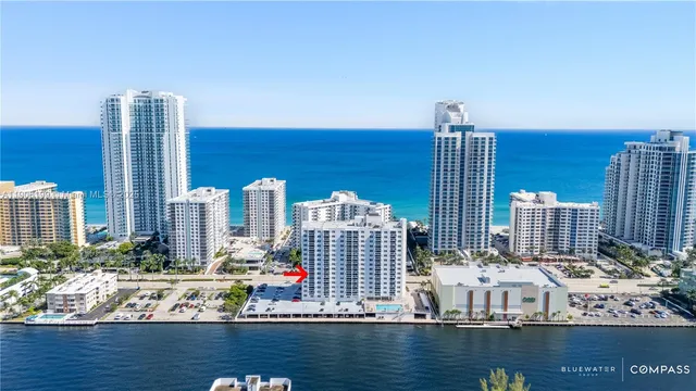 $439,900 | 3000 South Ocean Drive, Unit 520, Hollywood, FL 33019