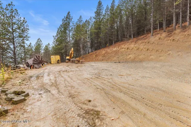 $199,900 | 2972 Southfork Rdg Road, Smelterville, ID 83868