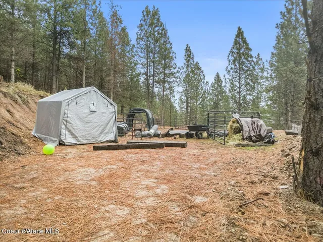 $199,900 | 2972 Southfork Rdg Road, Smelterville, ID 83868