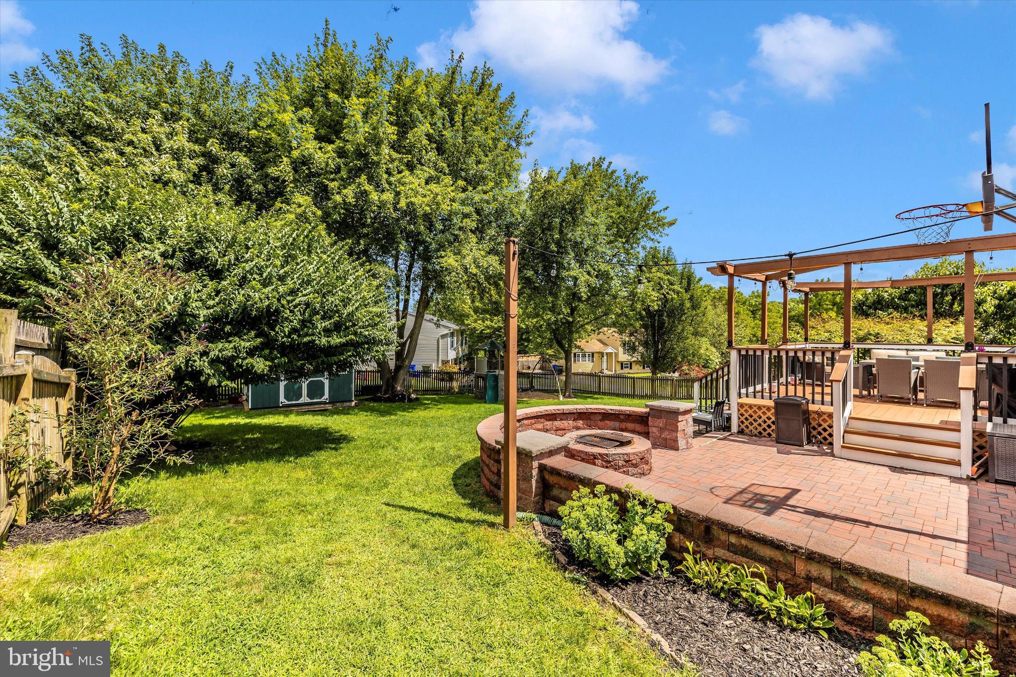 10319 Bloom Drive Damascus, MD 20872 - Photo 38 of 42 Another view of the landscaping