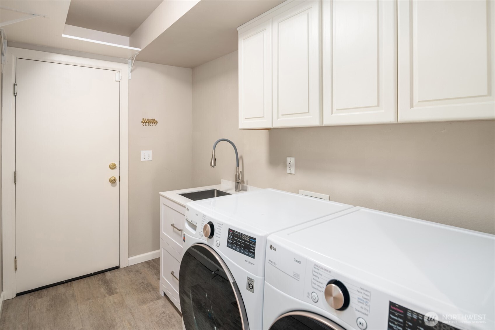 2303 Lyons Avenue Northeast Renton, WA 98059 - Photo 21 of 33