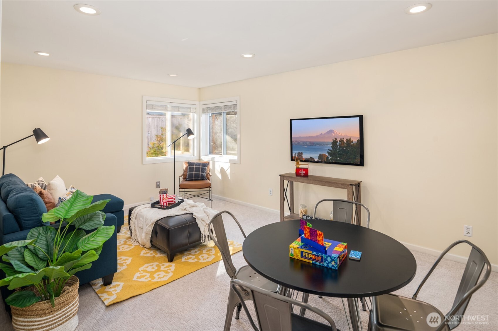 2303 Lyons Avenue Northeast Renton, WA 98059 - Photo 24 of 33